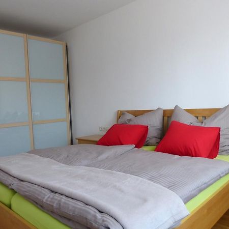 Ferienwohnung Kern Bodensdorf Zimmer foto