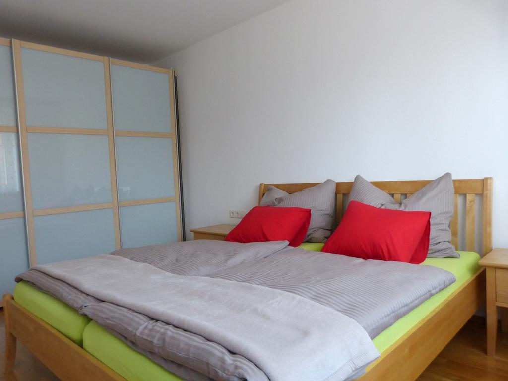 Ferienwohnung Kern Bodensdorf Zimmer foto